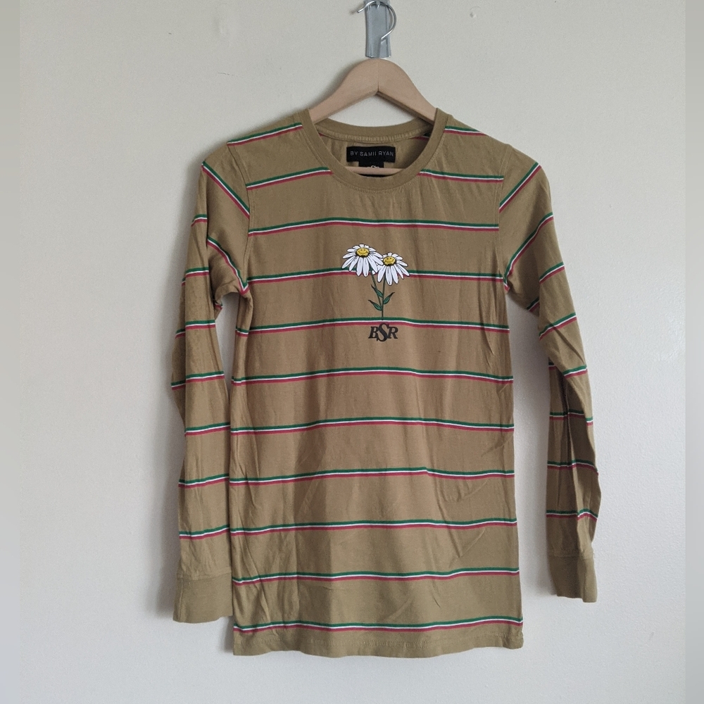 Samii Ryan Green & White Fitted Long Sleeve Tee with Daisy Graphics – XXS